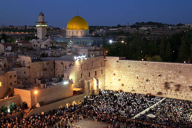 기도하기 유클리드의 통곡의 벽 예루살렘 - the western wall 뉴스 사진 이미지