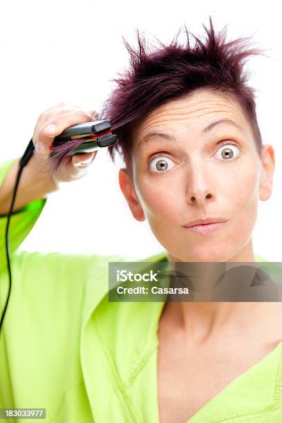 Włosy Deski - zdjęcia stockowe i więcej obrazów Kobiety - Kobiety, Potargane włosy, Prostownica do włosów