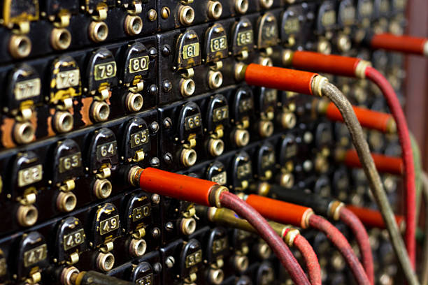 vecchio centralino cavo - switchboard operator foto e immagini stock