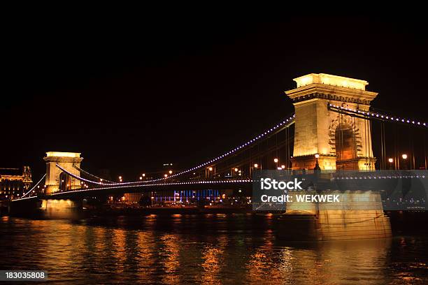 Photo libre de droit de Pont À Chaînes Széchenyi Et Du Danube banque d'images et plus d'images libres de droit de Arc - Élément architectural - Arc - Élément architectural, Architecture, Budapest