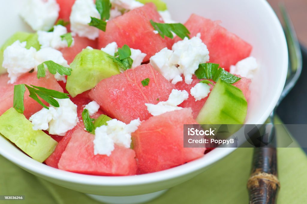 Erfrischende Sommer-Salat mit Wassermelone und Gurken - Lizenzfrei Salat - Speisen Stock-Foto