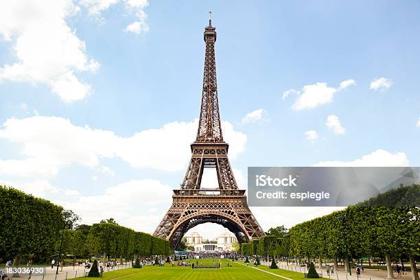 Foto de Torre Eiffel Paris França e mais fotos de stock de Torre Eiffel - Torre Eiffel, Paris, Torre - Estrutura construída