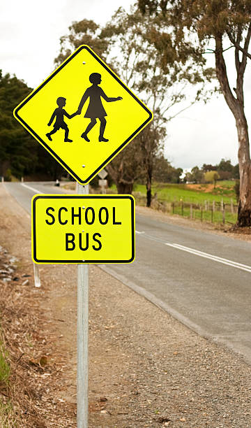 istock Sign - School  Bus & Children Crossing, Left 183037080
