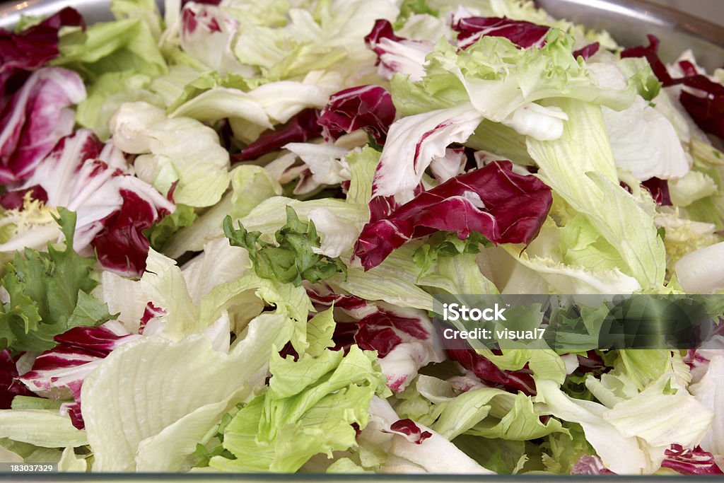 Fresco, salada de folhas, lençóis macios - Foto de stock de Alface royalty-free