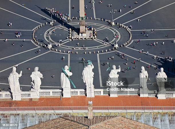 Saint Peters Square Roma Foto de stock y más banco de imágenes de Arquitectura - Arquitectura, Arquitectura exterior, Azul