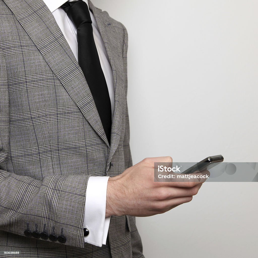 Бизнесмен на cellphone - Стоковые фото Беспроводная технология роялти-фри