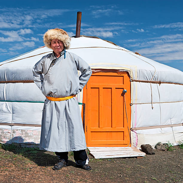 istock Mongolian man in national clothing 183039612