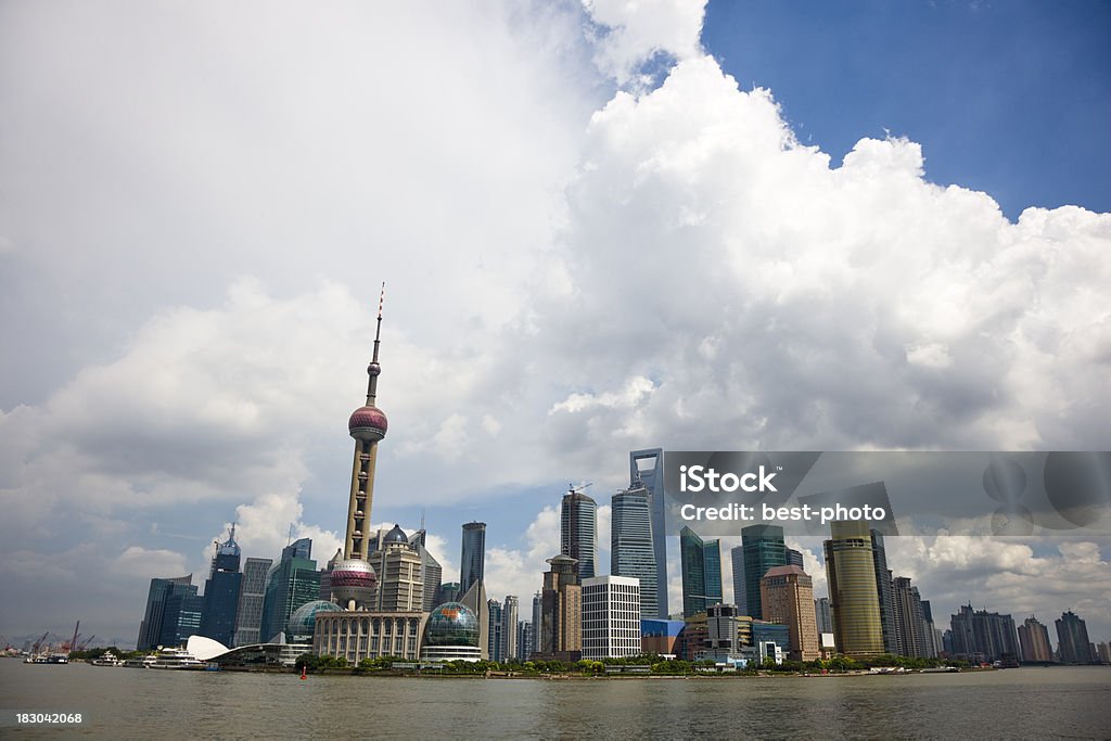 skyline di Shanghai - Foto stock royalty-free di Acqua