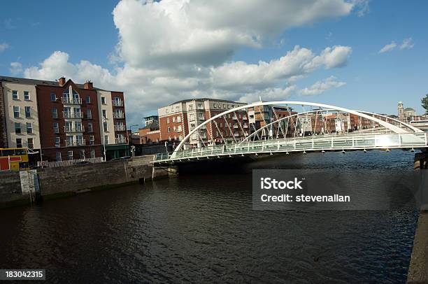 Foto de James Joyce Ponte De Dublin e mais fotos de stock de Arquitetura - Arquitetura, Capitais internacionais, Cidade