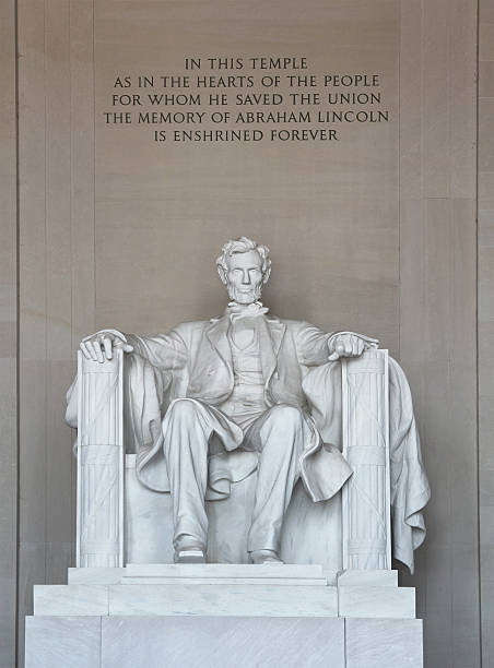 istock Lincoln Memorial in Washington 183043707