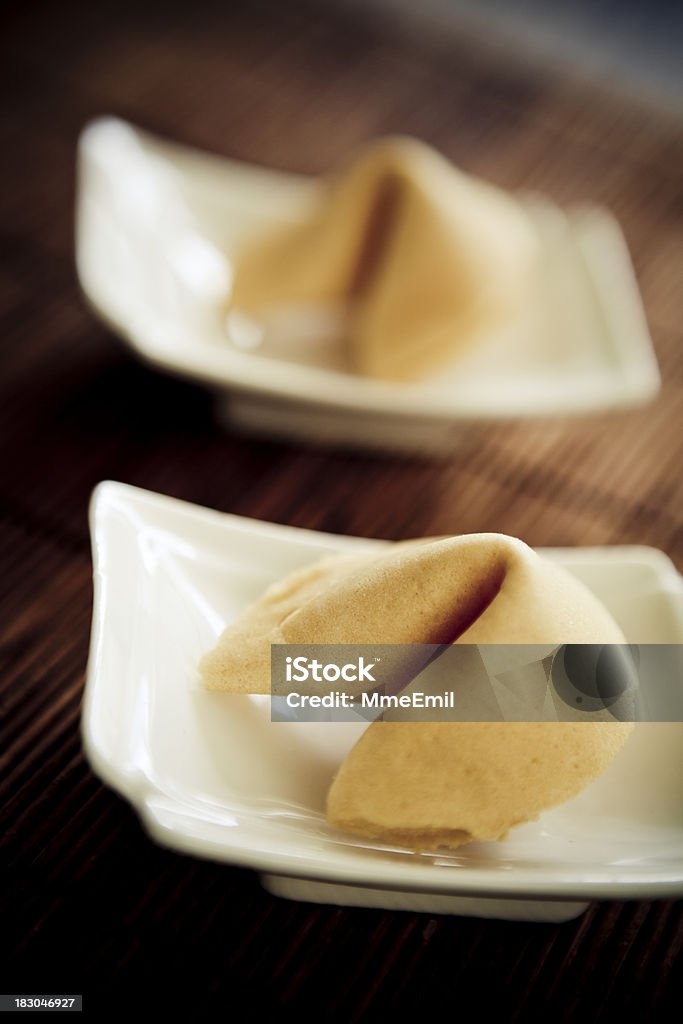 Fortune les cookies - Photo de Biscuit divinatoire libre de droits