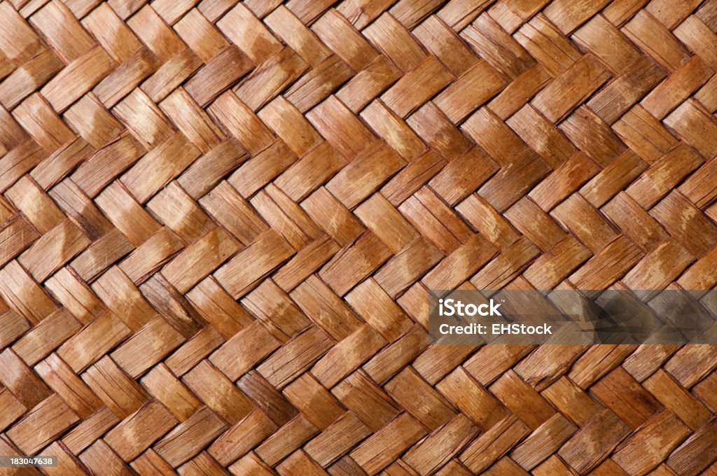 Paglia intrecciata o sfondo di vimini - Foto stock royalty-free di A spina di pesce