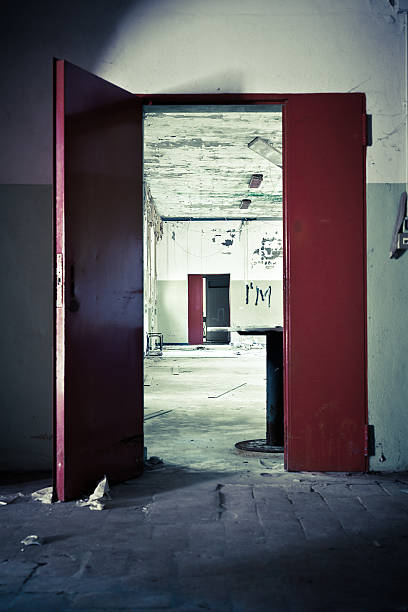 istock Ruined and Abandoned Hospital Urban Exploration 183048726