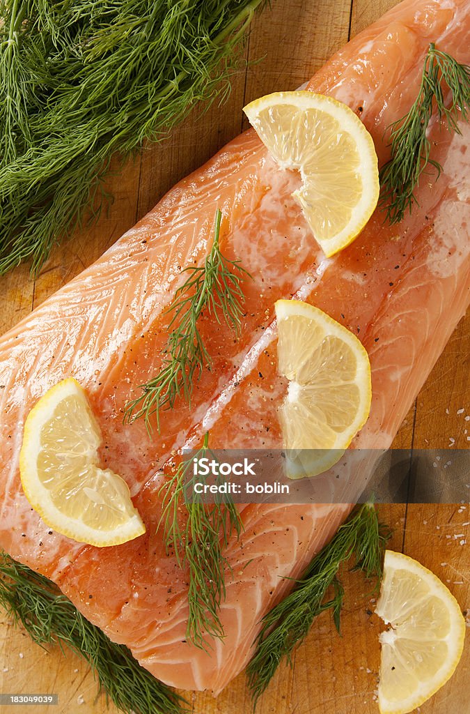 Salmone fresco - Foto stock royalty-free di Alimentazione sana