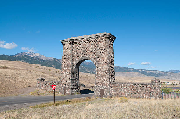 istock North Entrance Yellowstone National Park 183049346