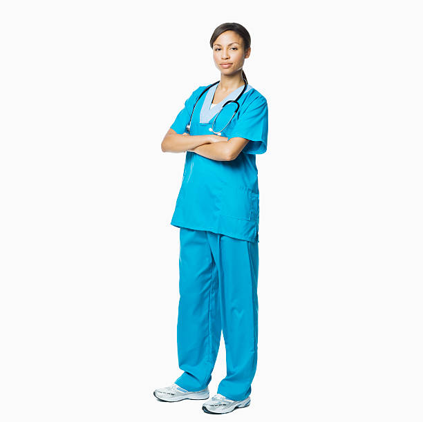 médico feminino profissional de esfoliações-isolado - nurse scrubs isolated doctor - fotografias e filmes do acervo