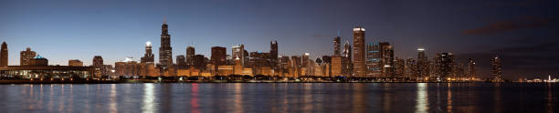 istock Chicago Skyline at Night XXXL 183051046