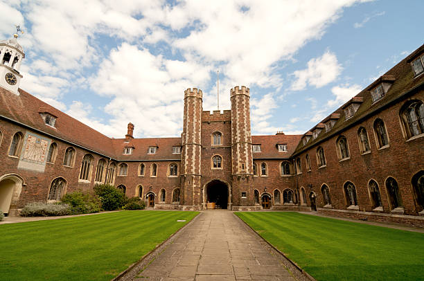 Cambridge Univeristy "Cambridge Univeristy, England" queens college stock pictures, royalty-free photos & images