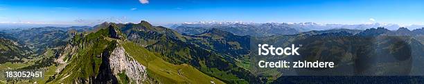 アルプスのパノラマ - スイスのストックフォトや画像を多数ご用意 - スイス, フリブール州, ベルナー・オーバーラント