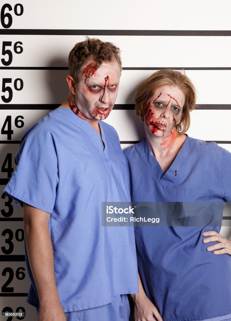 Mugshot de dois Zombies - Royalty-free Doutor Foto de stock
