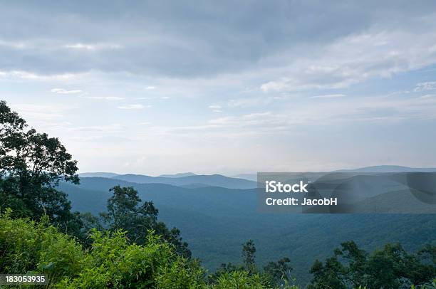 Blue Ridge Mountains Stockfoto und mehr Bilder von Anhöhe - Anhöhe, Appalachen-Region, Australisches Buschland