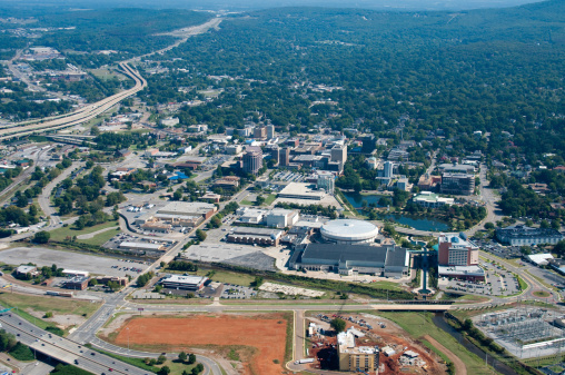 Hot Springs, Arkansas, USA. Aerial view of the Hot Springs Conference Center and town