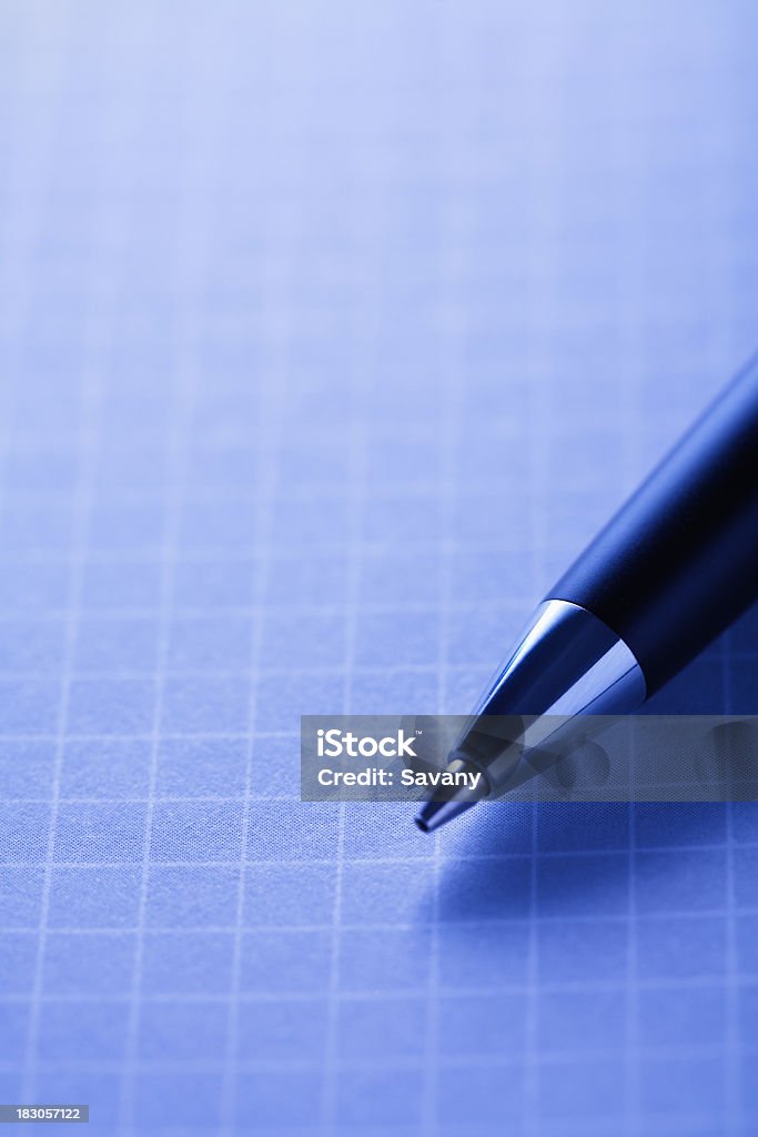 Lápiz en papel para gráficos - Foto de stock de Azul libre de derechos