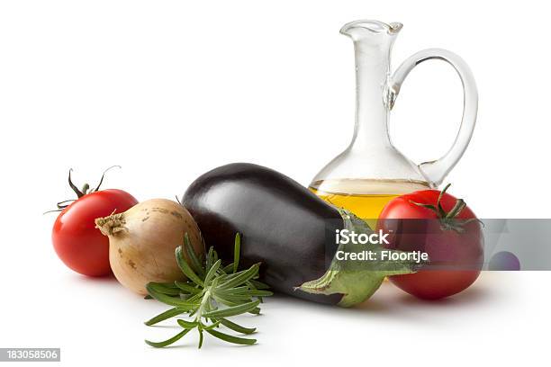 Zutaten Aubergine Olivenöl Tomaten Zwiebeln Und Rosmarin Stockfoto und mehr Bilder von Aubergine