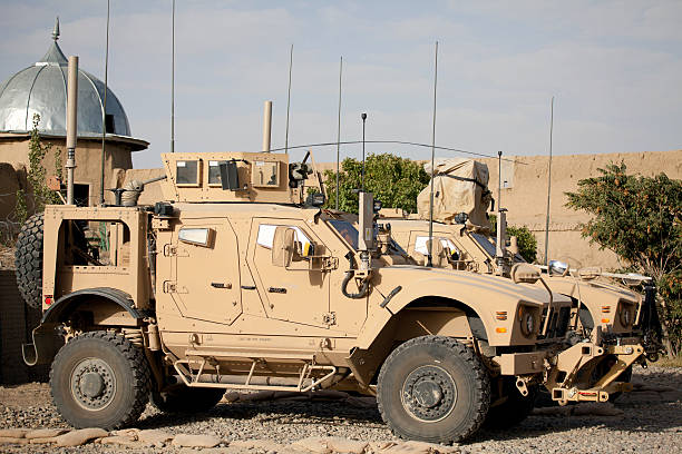 istock Dessert fight armored tank on a run down city 183060024