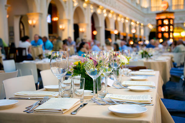 istock Busy Italian Restaurant 183060254