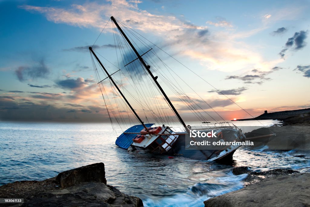 難破船 - 船舶事故のロイヤリティフリーストックフォト