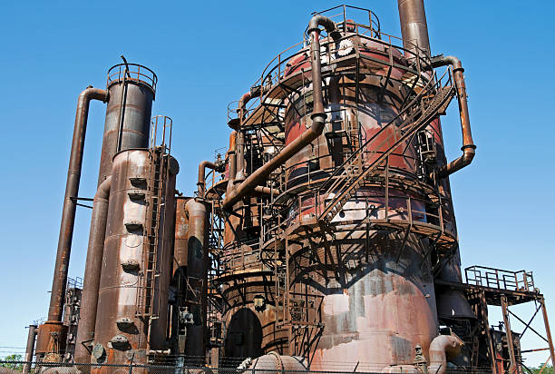 istock Old machinery at Gasworks Park in Seattle 183064017