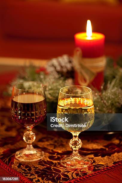 Vinho De Natal - Fotografias de stock e mais imagens de Natal - Natal, Vinho Branco, Vermelho