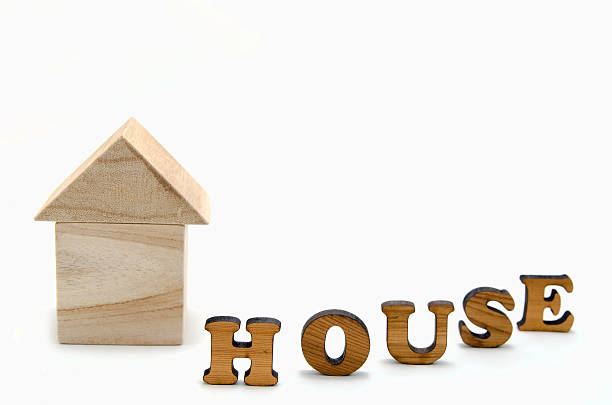 istock House of blocks 183077626