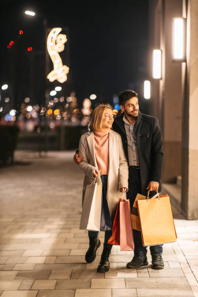 istock A couple is window shopping 1830809246