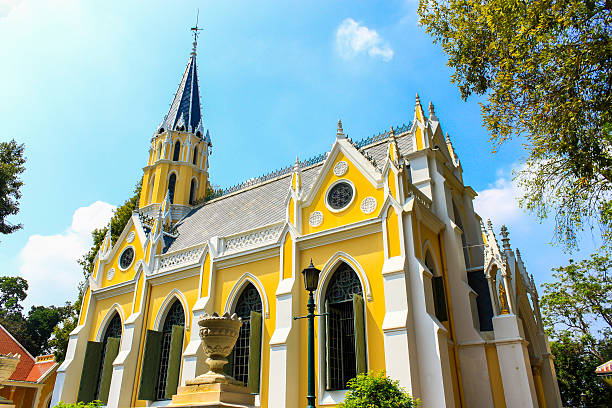 istock Thai temple built in gothic style, Ayutthaya, Thailand 183113866