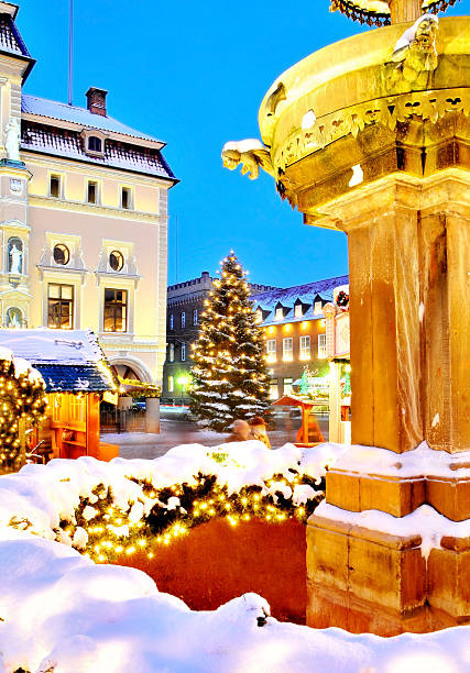 istock Lueneburg, Germany: illuminated, old town-hall at Christmas 183121227