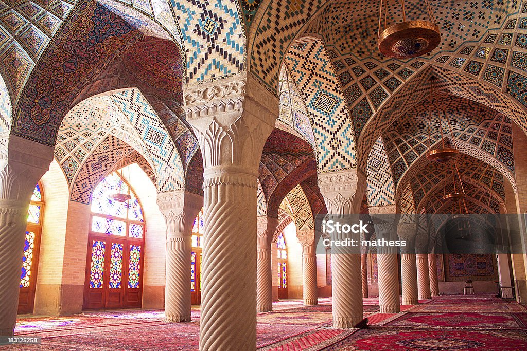 Moschea di al-Nasir Mulk - Foto stock royalty-free di Ambientazione interna