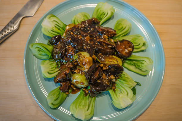 istock Bok Choy with Mushrooms 1831289486