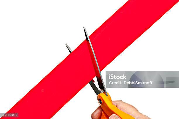 Cortar Cintas Rojo Aislado En Blanco Foto de stock y más banco de imágenes de Red Tape - Refrán en inglés - Red Tape - Refrán en inglés, Cortar, Cortar el lazo