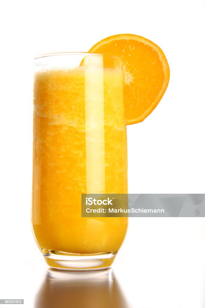 Refrescante de suco de laranja com frutas - Foto de stock de Bebida royalty-free