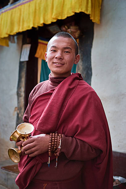 불교도 몽크 - tibet monk buddhism tibetan culture 뉴스 사진 이미지