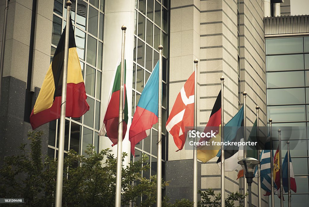 Parlamento Europeu em Bruxelas-Bandeira Nacional - Royalty-free União Europeia Foto de stock