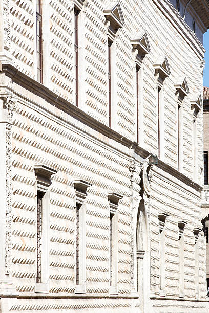 istock Palazzo Dei Diamanti, Ferrara 183139577