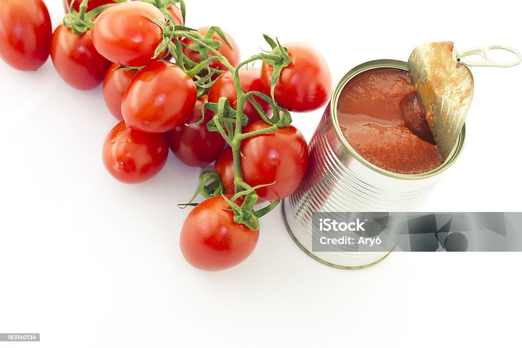 Pomodoro ciliegino macro - Foto stock royalty-free di Agricoltura