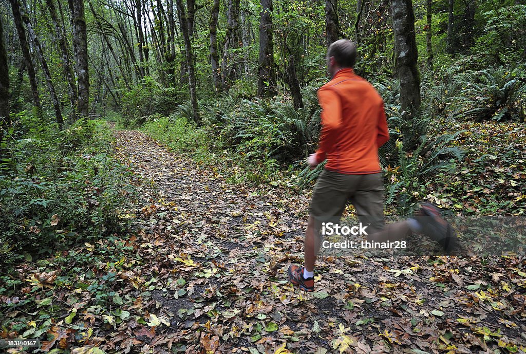 Sendero Corredor - Foto de stock de Carrera de campo través libre de derechos