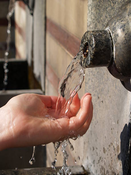 istock Outdoor Fountain 183141000