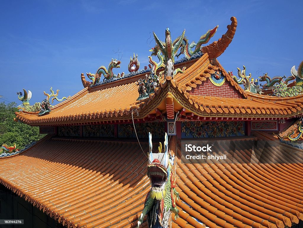 装飾を施した中国寺院の屋根 - アジア大陸のロイヤリティフリーストックフォト