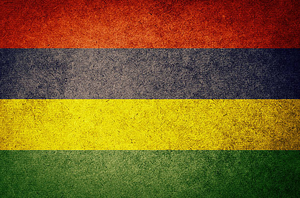 istock Grunge Flag of Mauritius 183155319