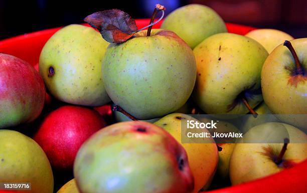 Photo libre de droit de Pommes Dans Une Sacoche banque d'images et plus d'images libres de droit de Aliment - Aliment, Fruit, Horizontal